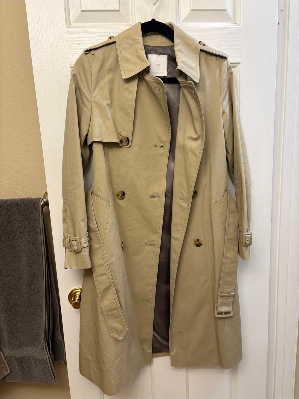 Mango Classic Woman’s Trench Coat - Beige NWOT